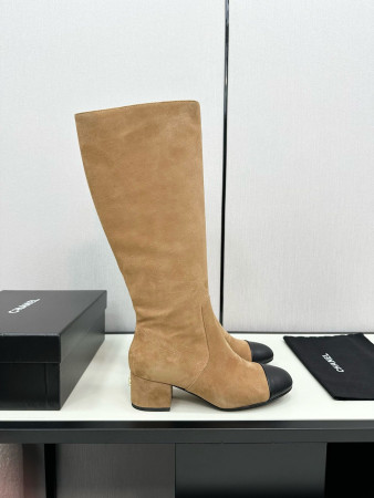 ua Ch*el boots