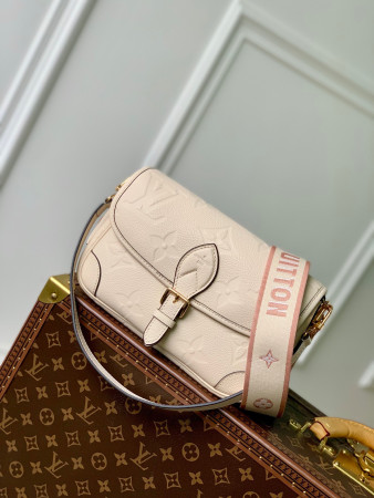 LV M46388 Diane M46388