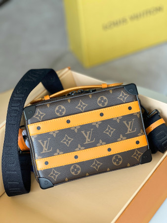 LV  Handle Soft Trunk M46689 21.5x15x7cm