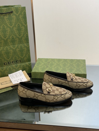 ua G*u*i horsebit loafer