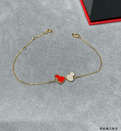 Qeelin Double Gourd Bracelet