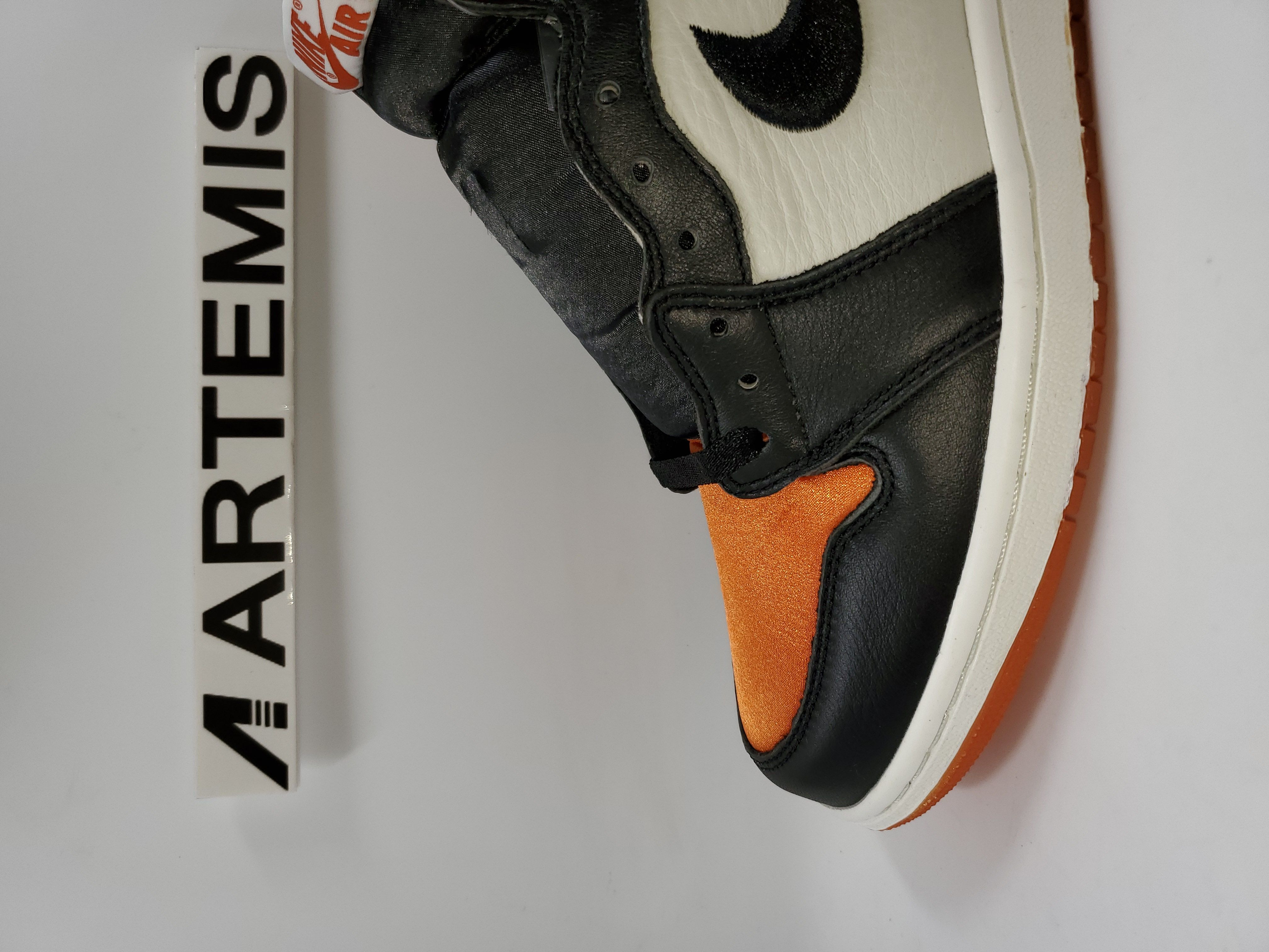 Air Jordan 1 Retro High Satin Shattered Backboard