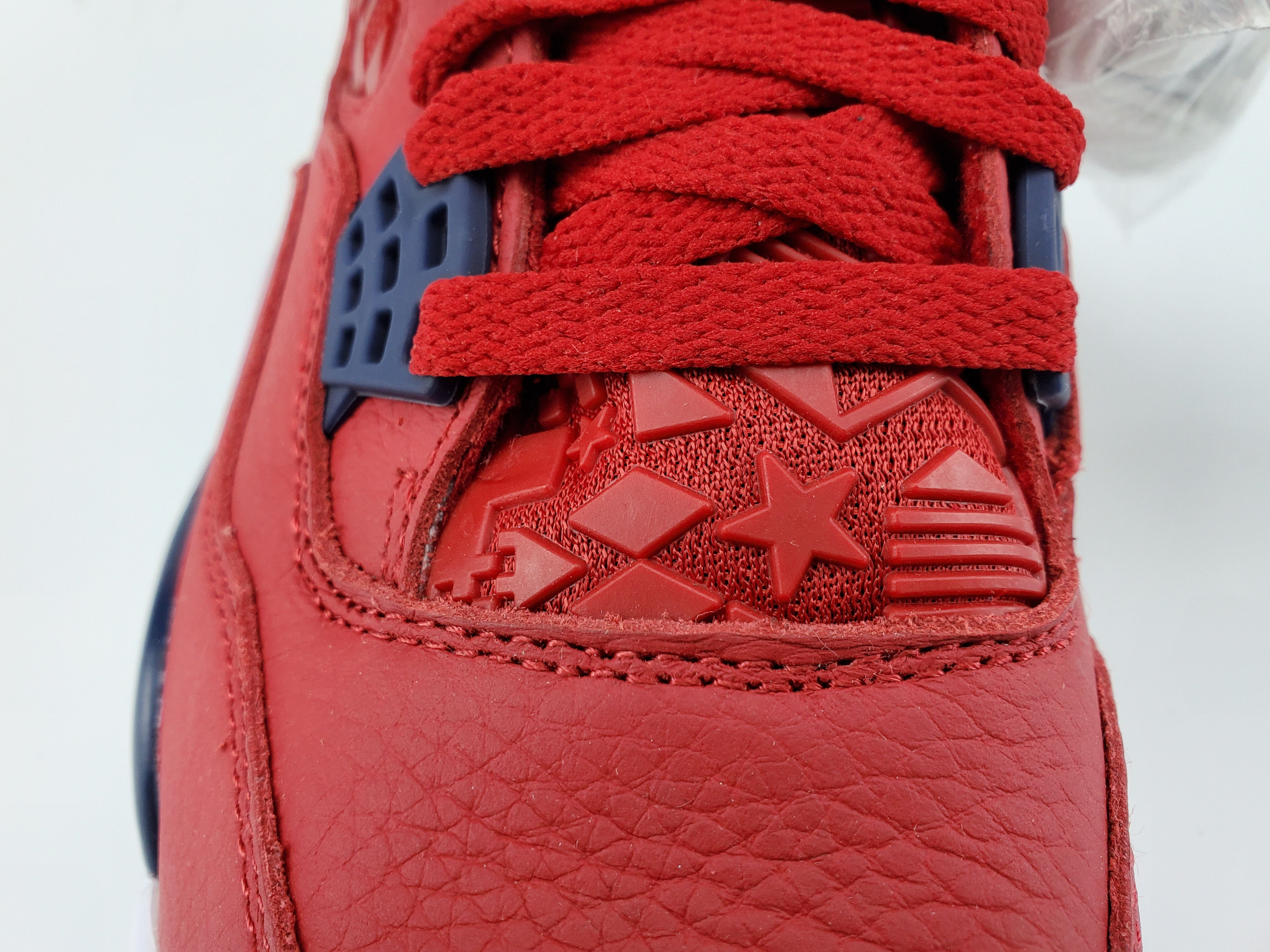 Jordan 4 Retro Fiba (2019)