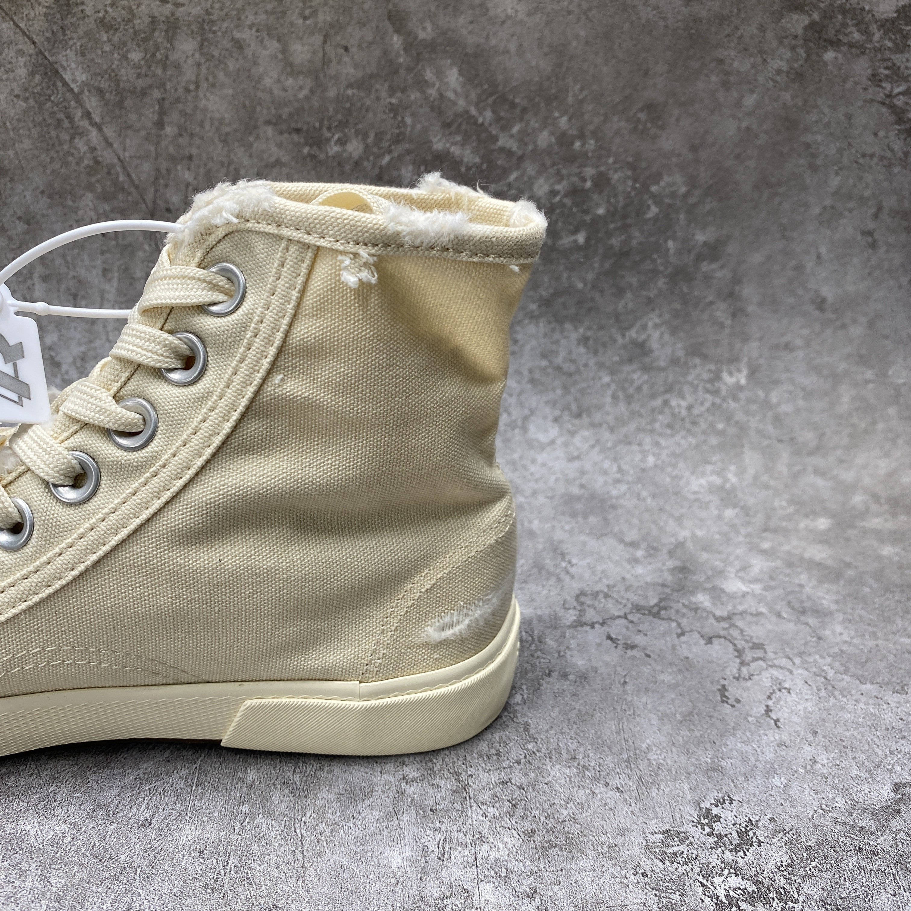 PARIS HIGH TOP SNEAKER IN WHITE