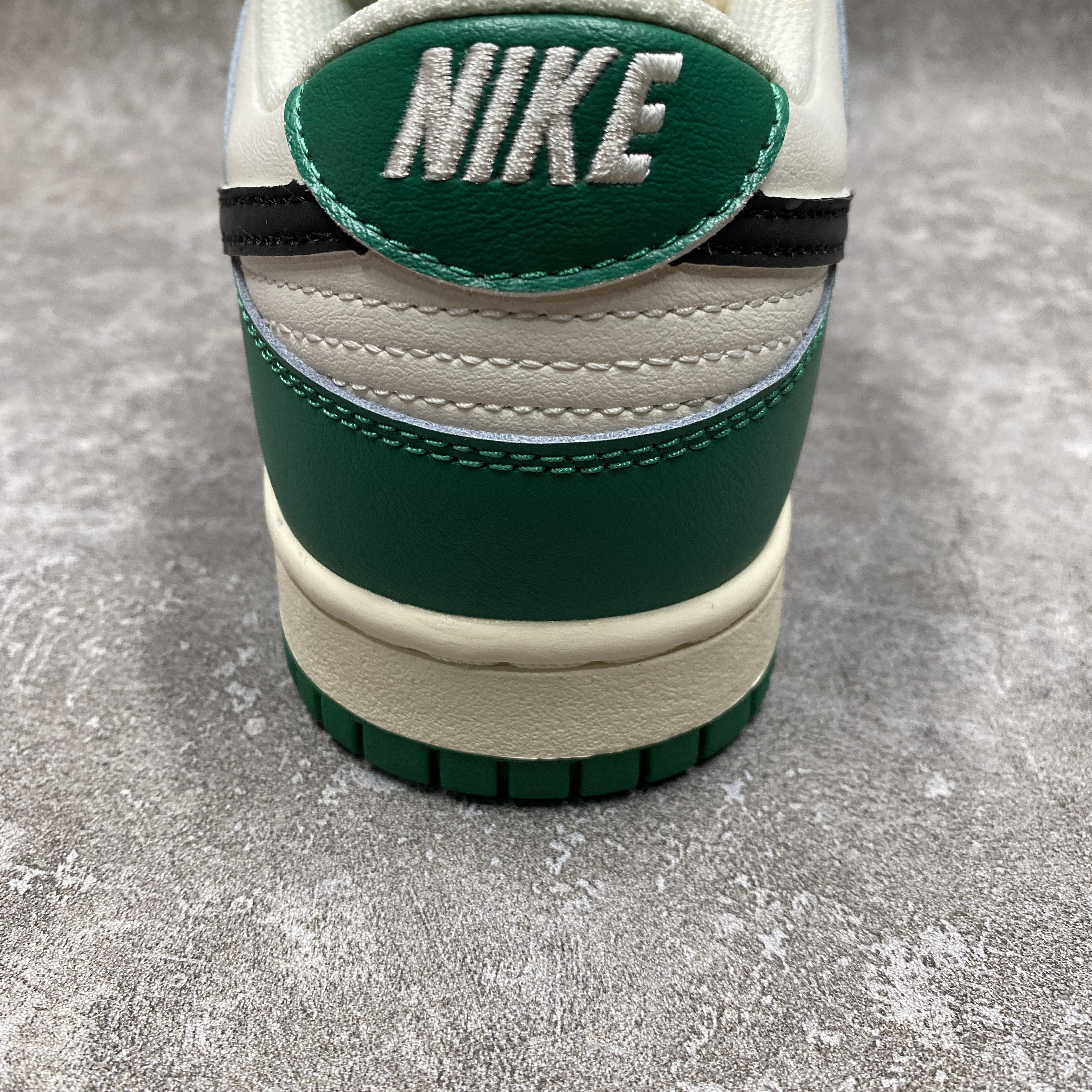 Nike Dunk Low SE “Lottery”