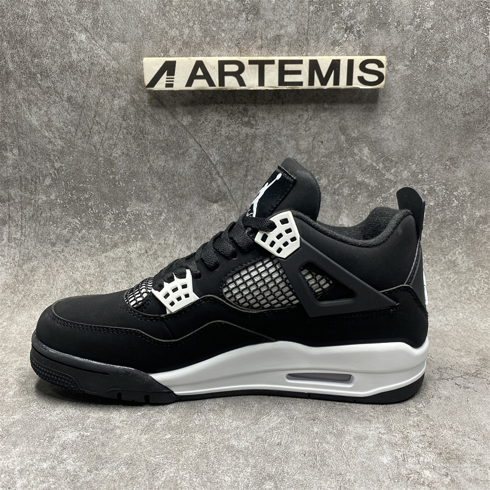 AIR JORDAN 4 RETRO BLACK