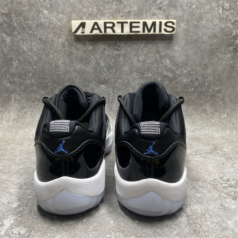 AIR JORDAN 11 RETRO LOW 