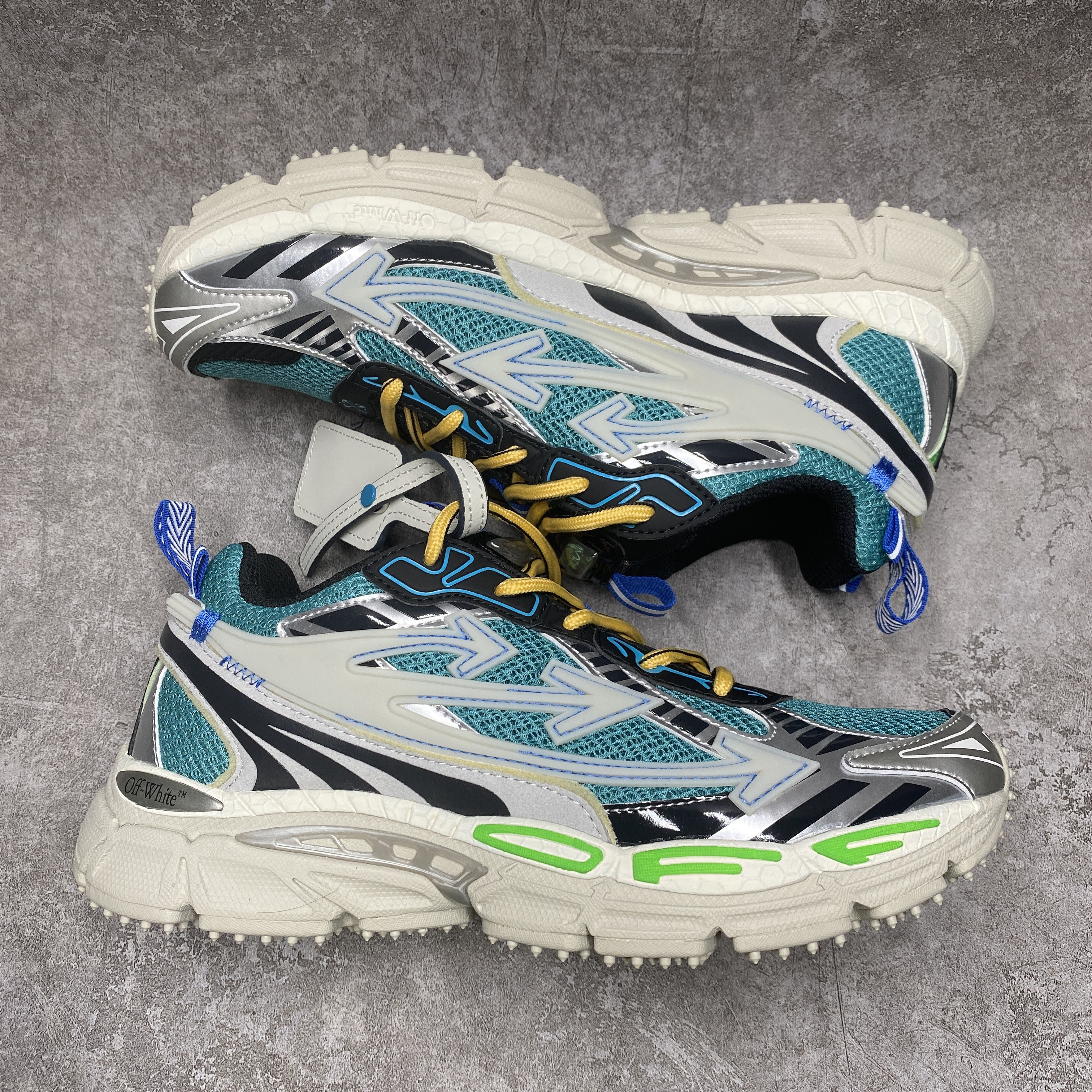 UA Off-White "BE RIGHT BACK"