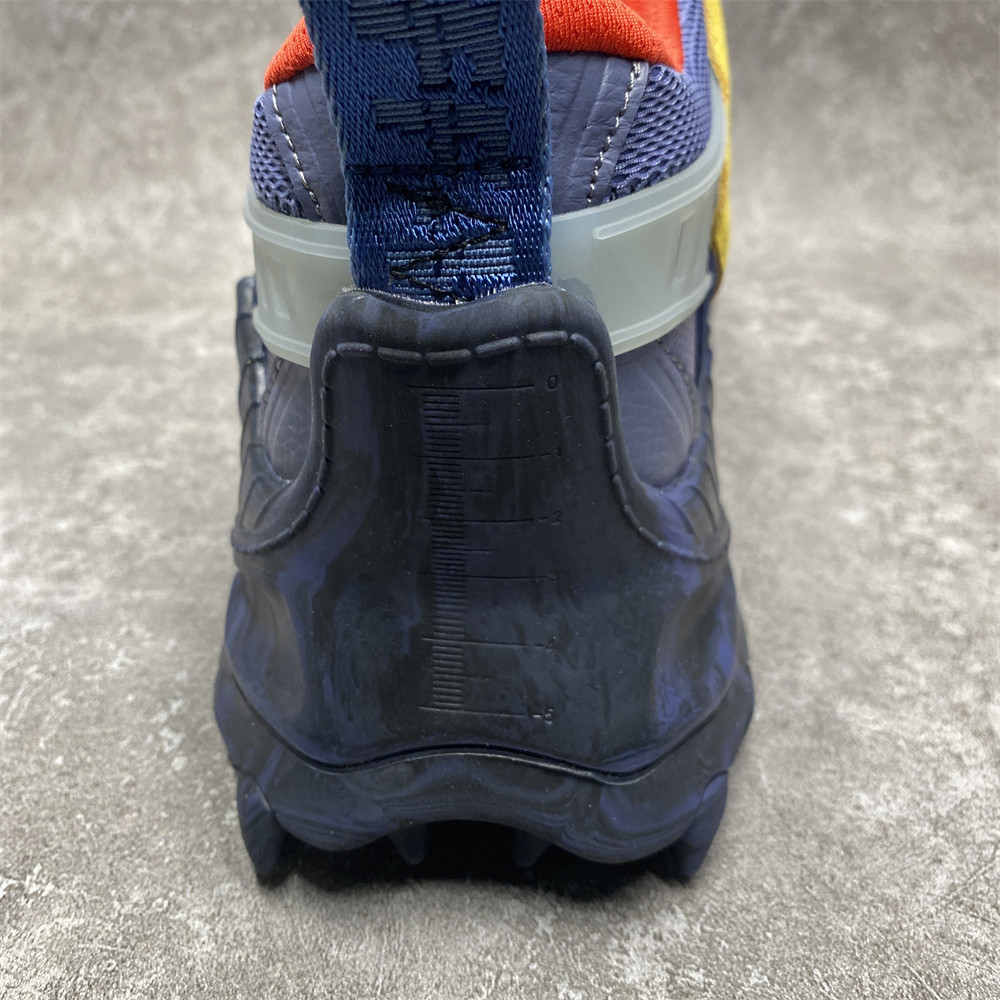 UA OFF-WHITE Odsy-1000 Blue Light Blue