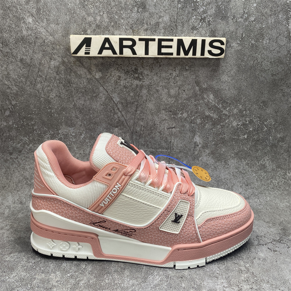 UA LV Trainer Sneaker