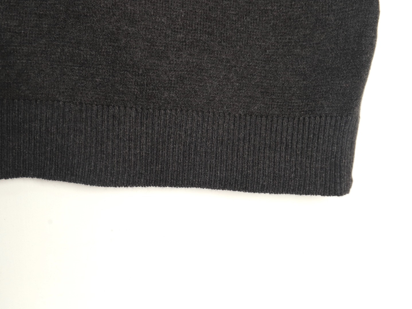 G*u*i guc knitted short-sleeved