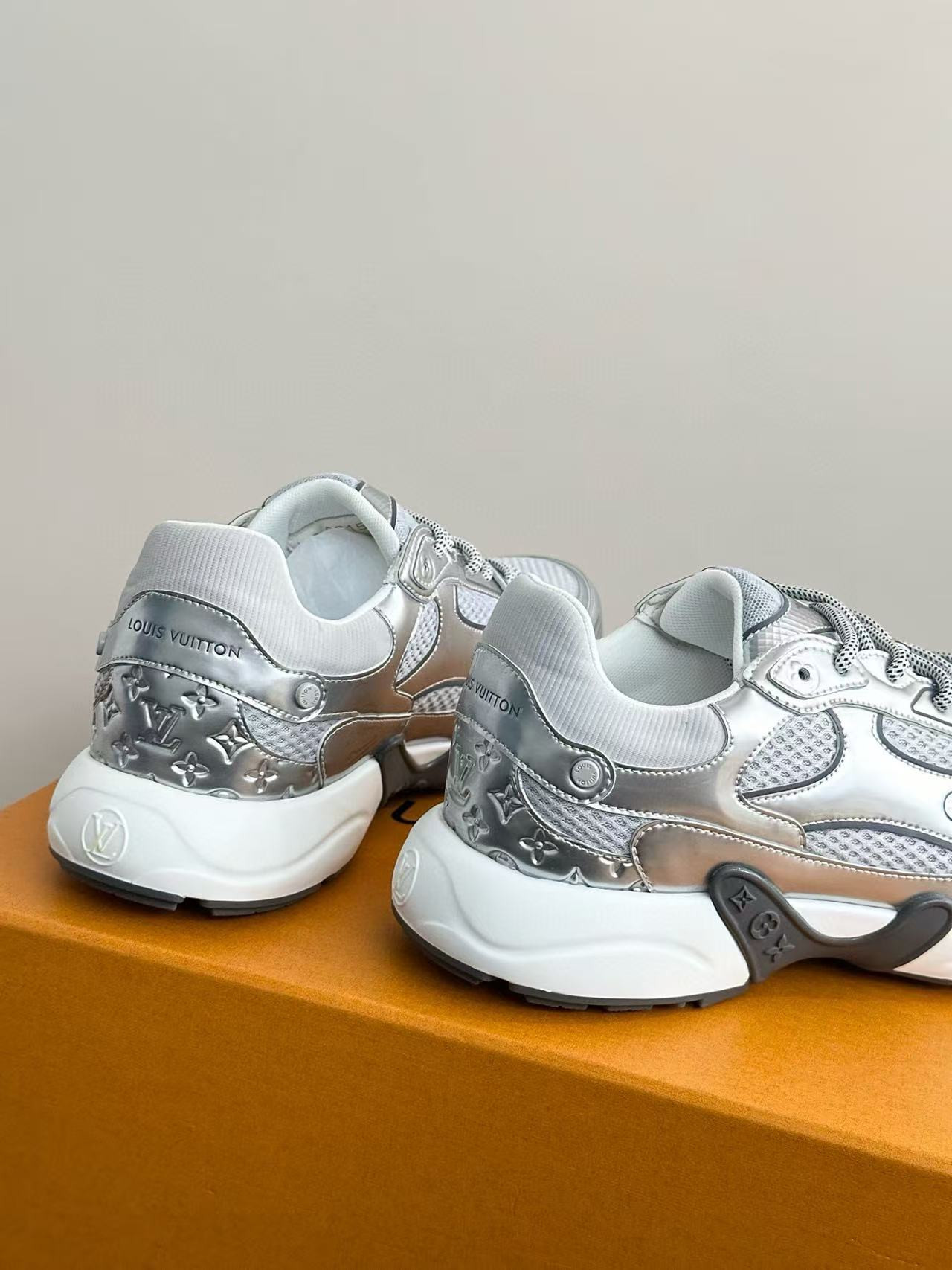 UA LV Olympia Sneaker