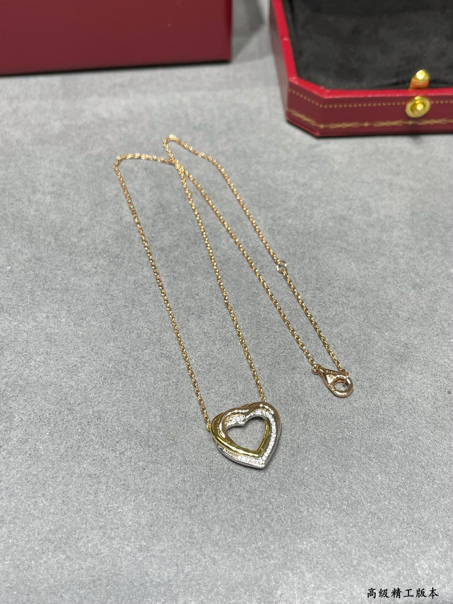 Ca*t*er tricolor heart necklace