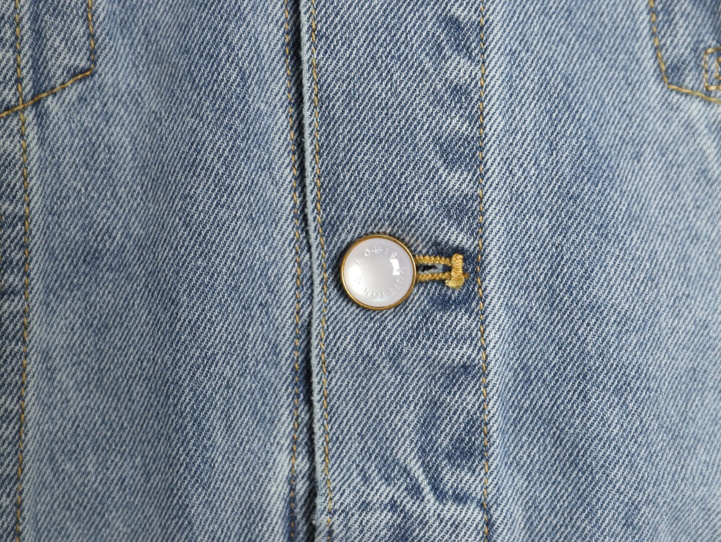 l0*is V*t0n 25fw denim jacket suit