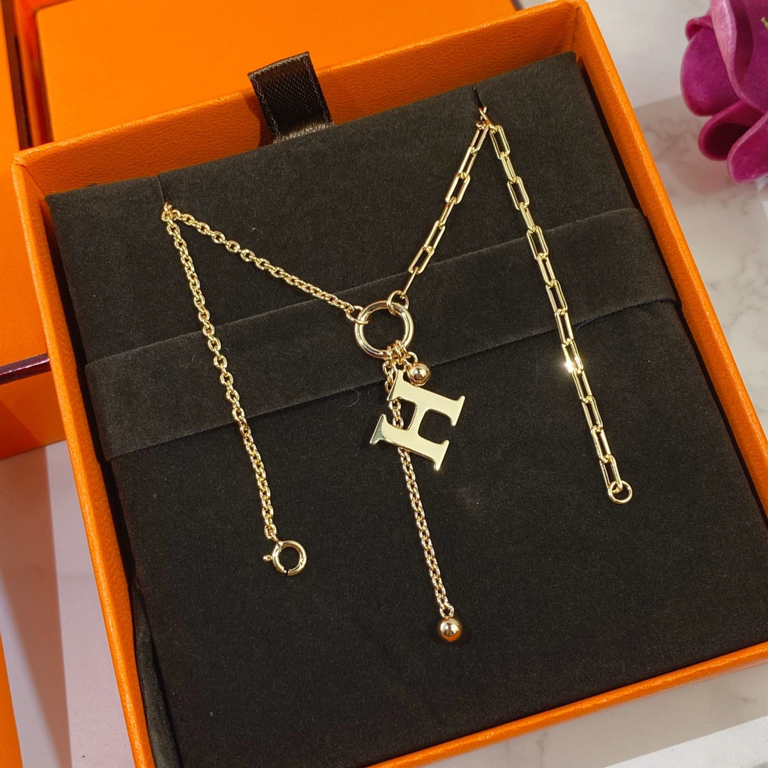 H**me5 mandarin duck h necklace