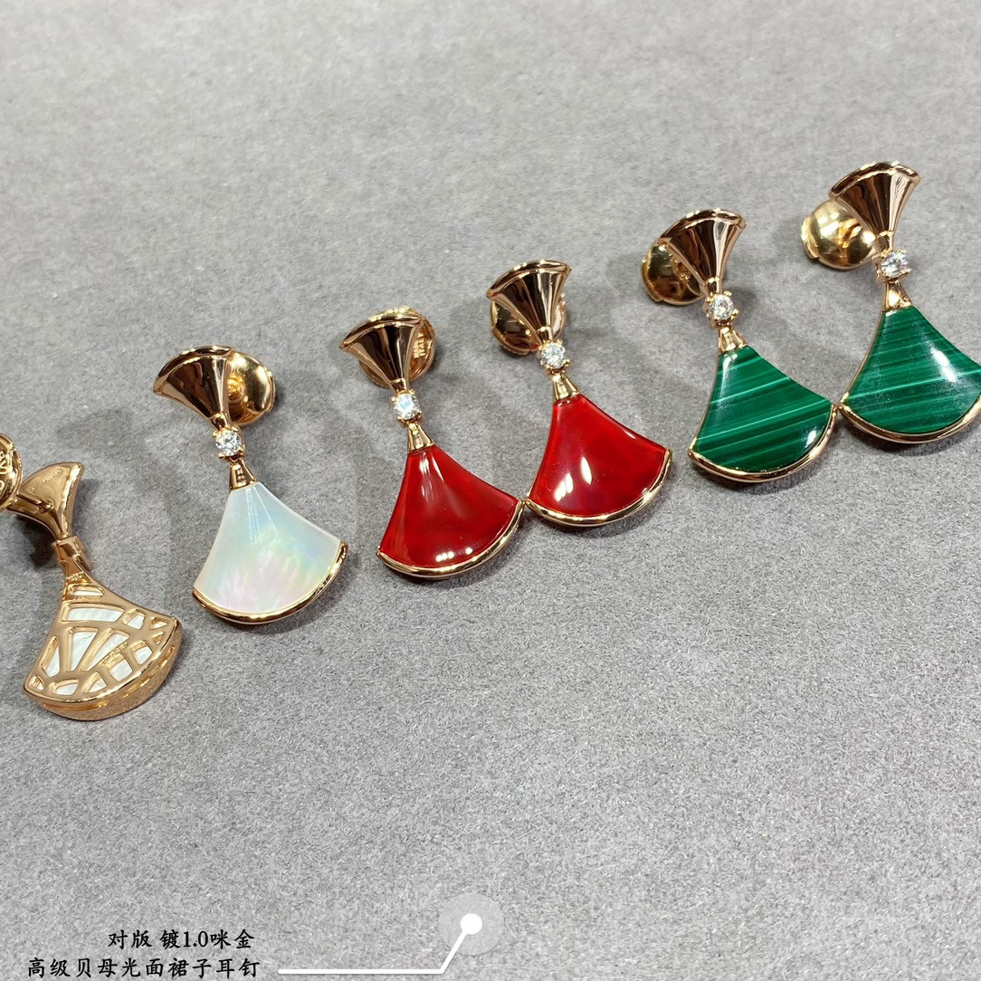 B*l*ai glossy scalloped skirt earrings