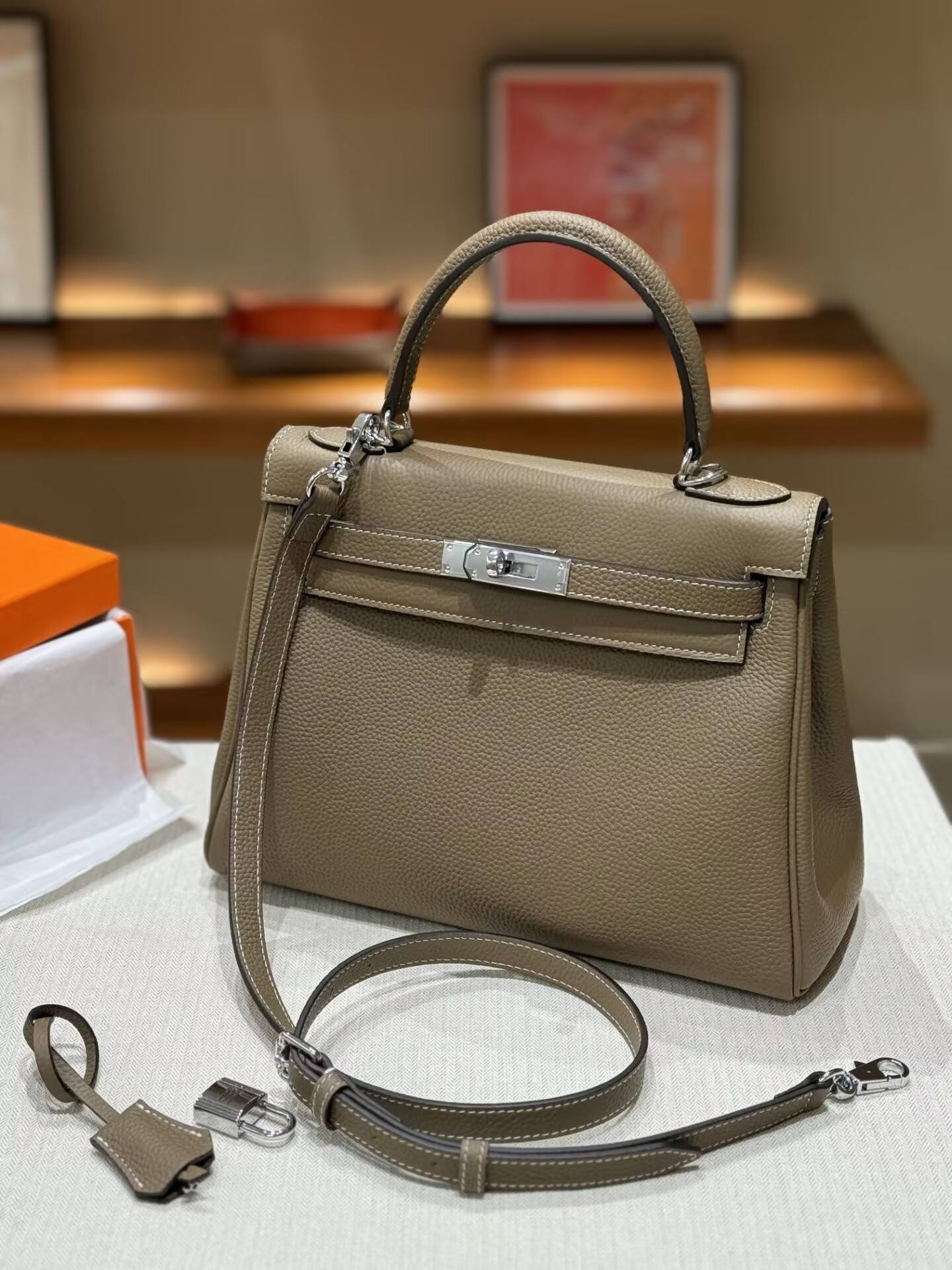 HERMÈS Kelly Silver-tone Hardware 25 28