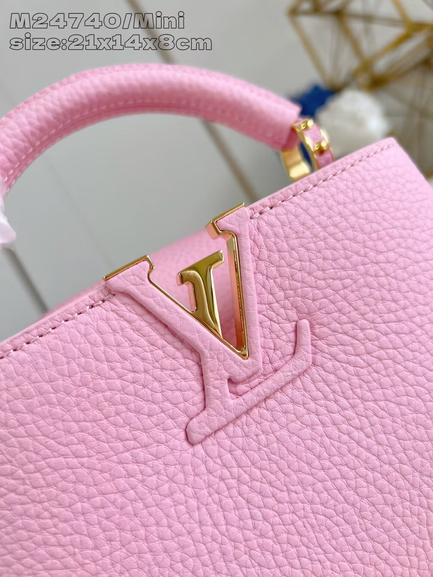 LV Capucines BB M24740 21x14x8cm
