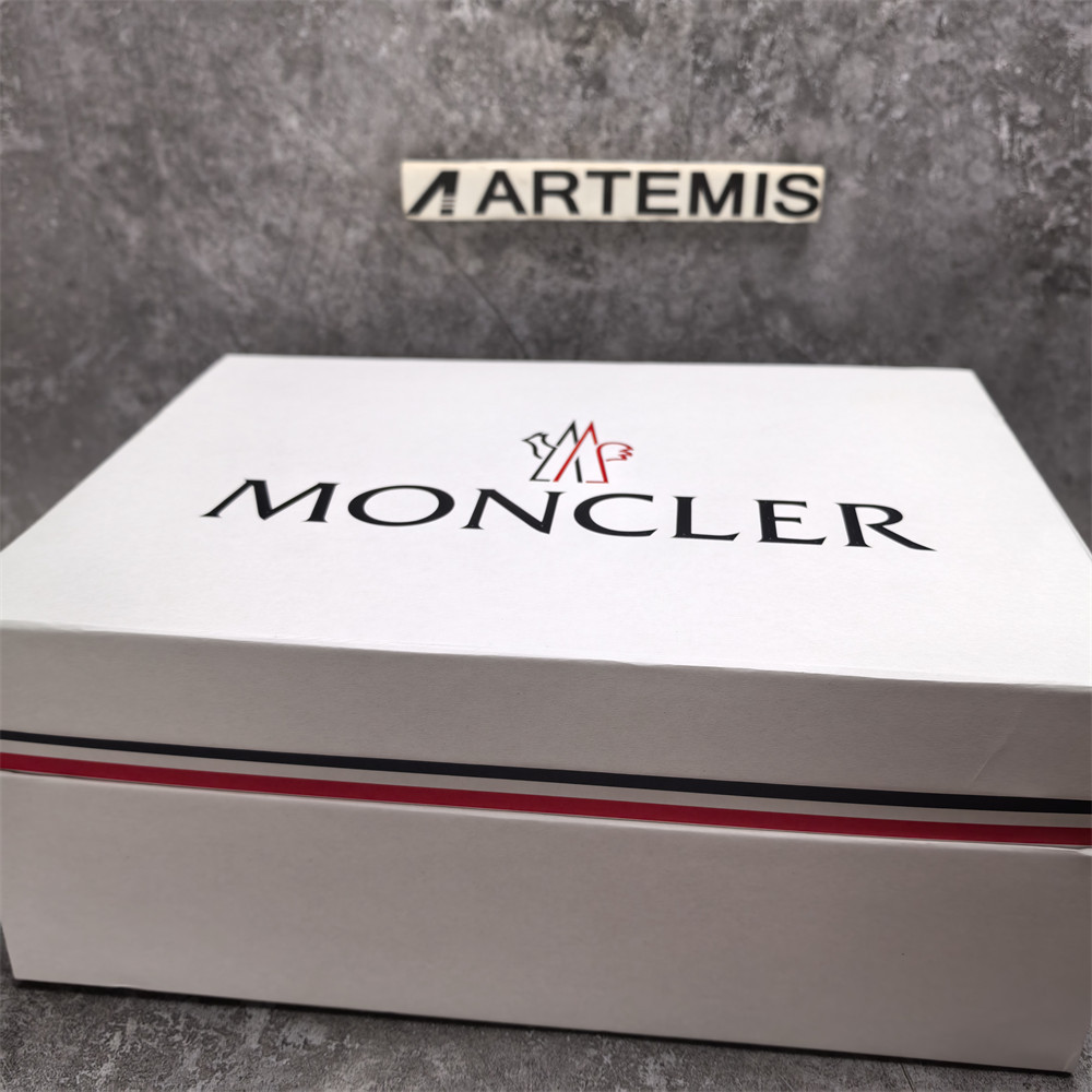 UA Moncler TRAILGRIP