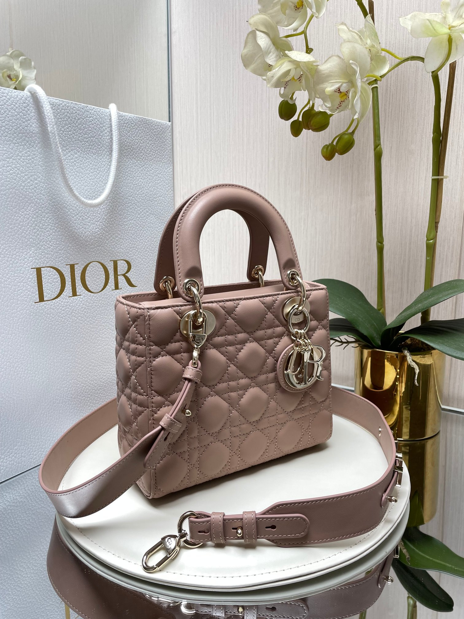 small lady D*or my abcD*or bag blush 8 x 6.5 x 3 inches