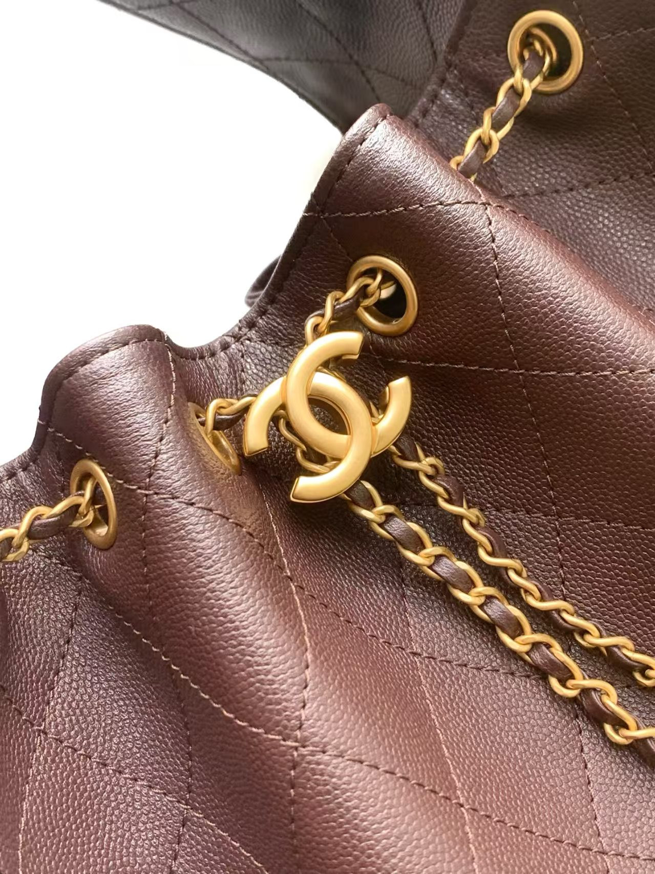 Ch*el 25c bucket bag 26x30x14cm