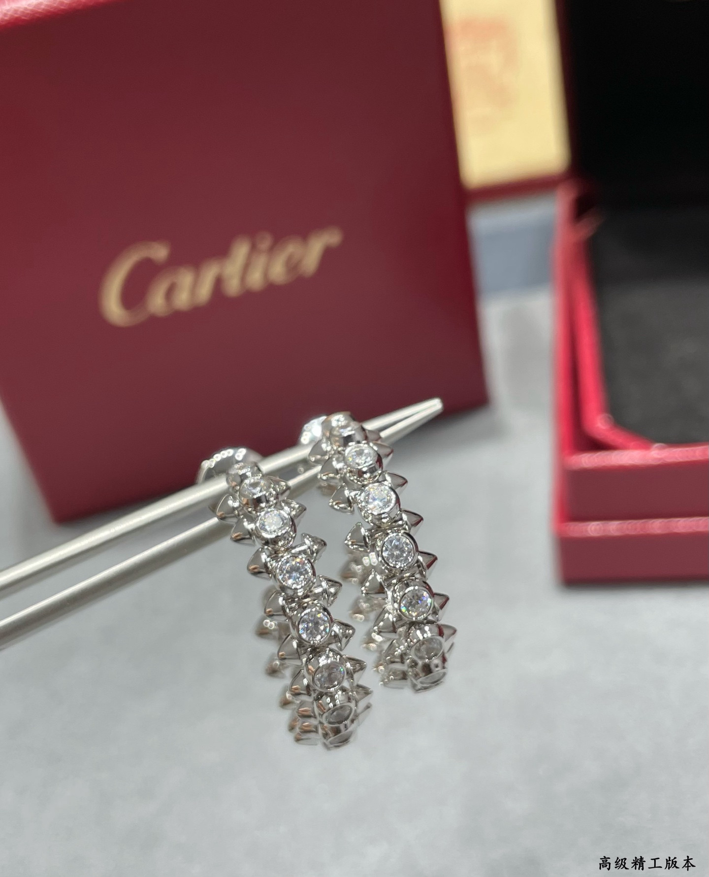 ca*t*er Di*m*nd bullet earrings