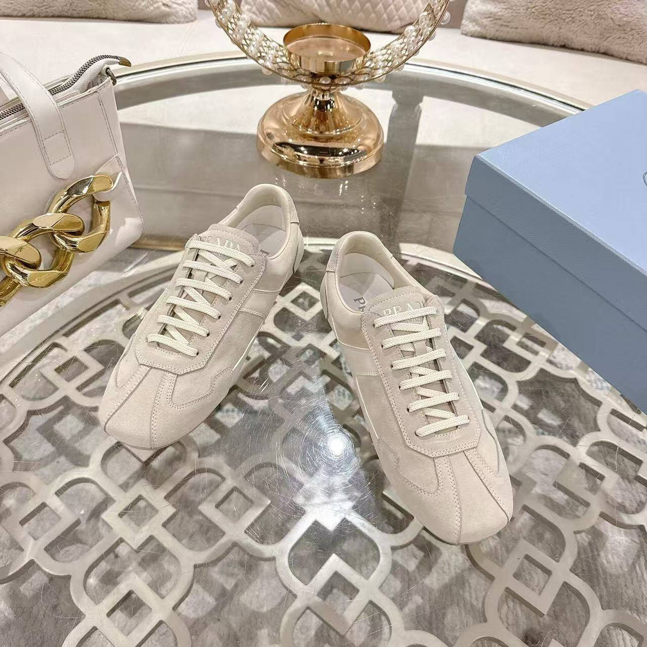 ua Pra*a sneakers