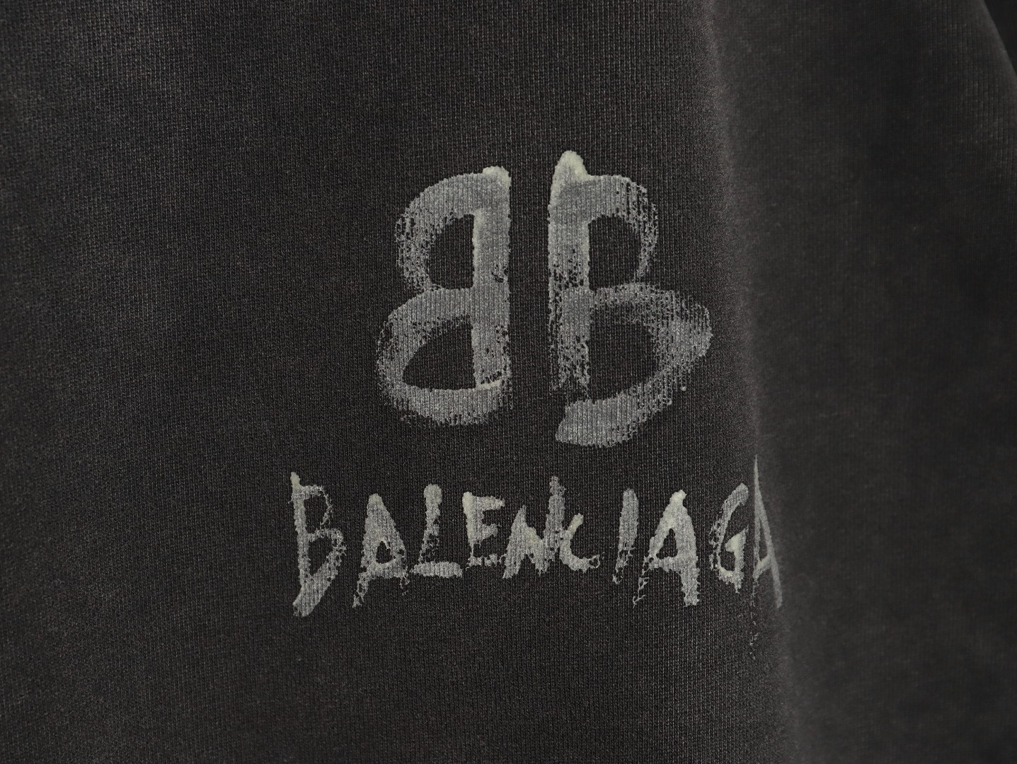 Ba*len*cia*ga hoodies