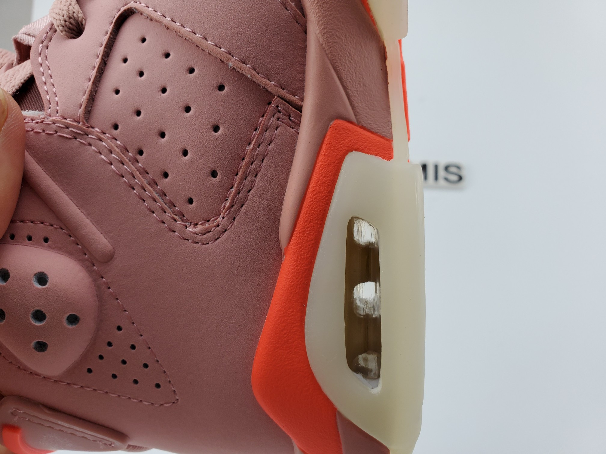 Jordan 6 Retro Aleali May