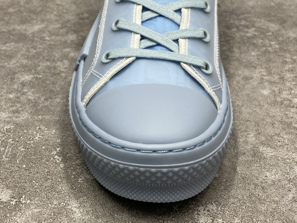 D*or b23 high top daniel arsham light blue