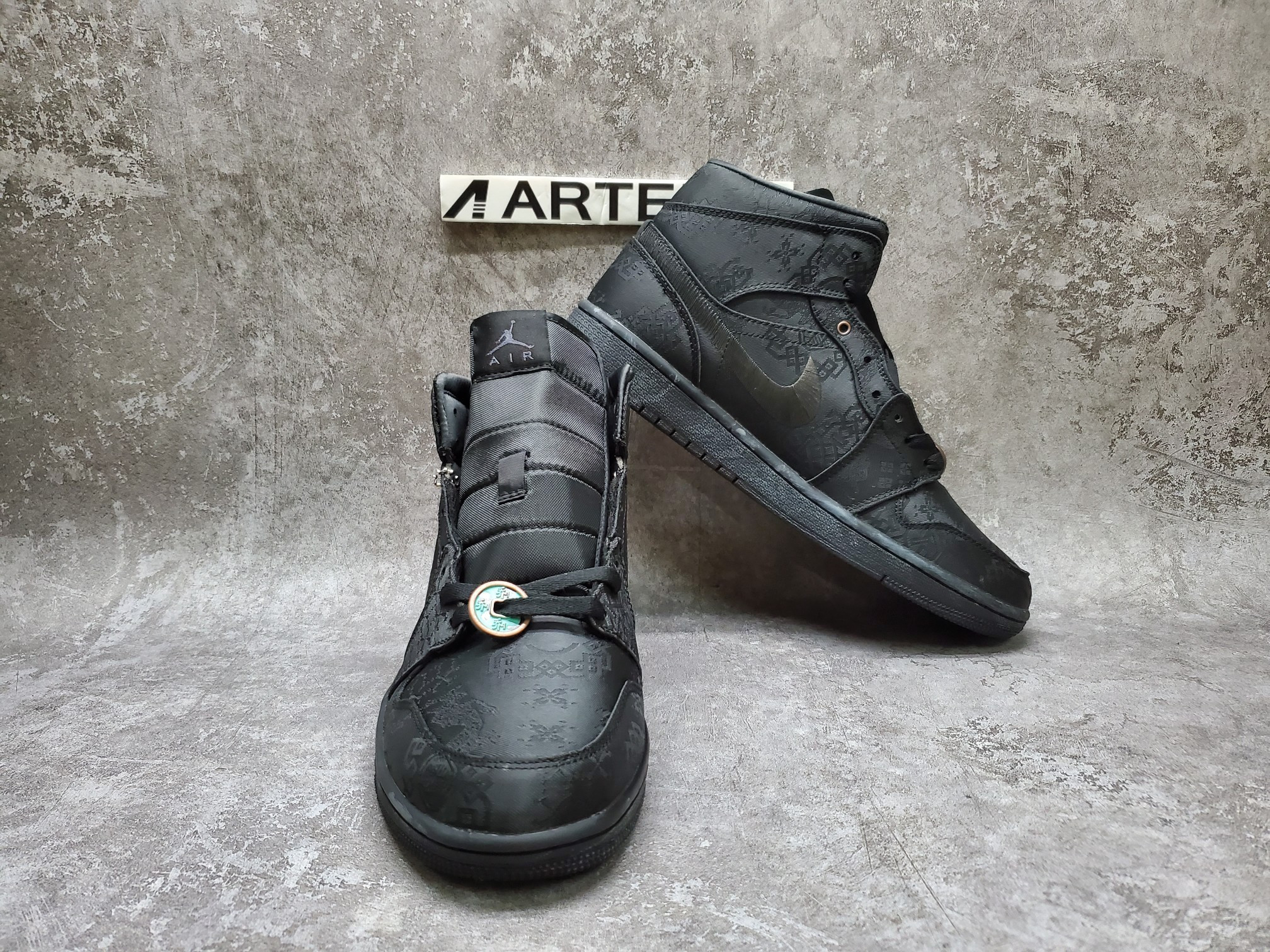 Air Jordan 1 Mid Edison Chen Black Clot