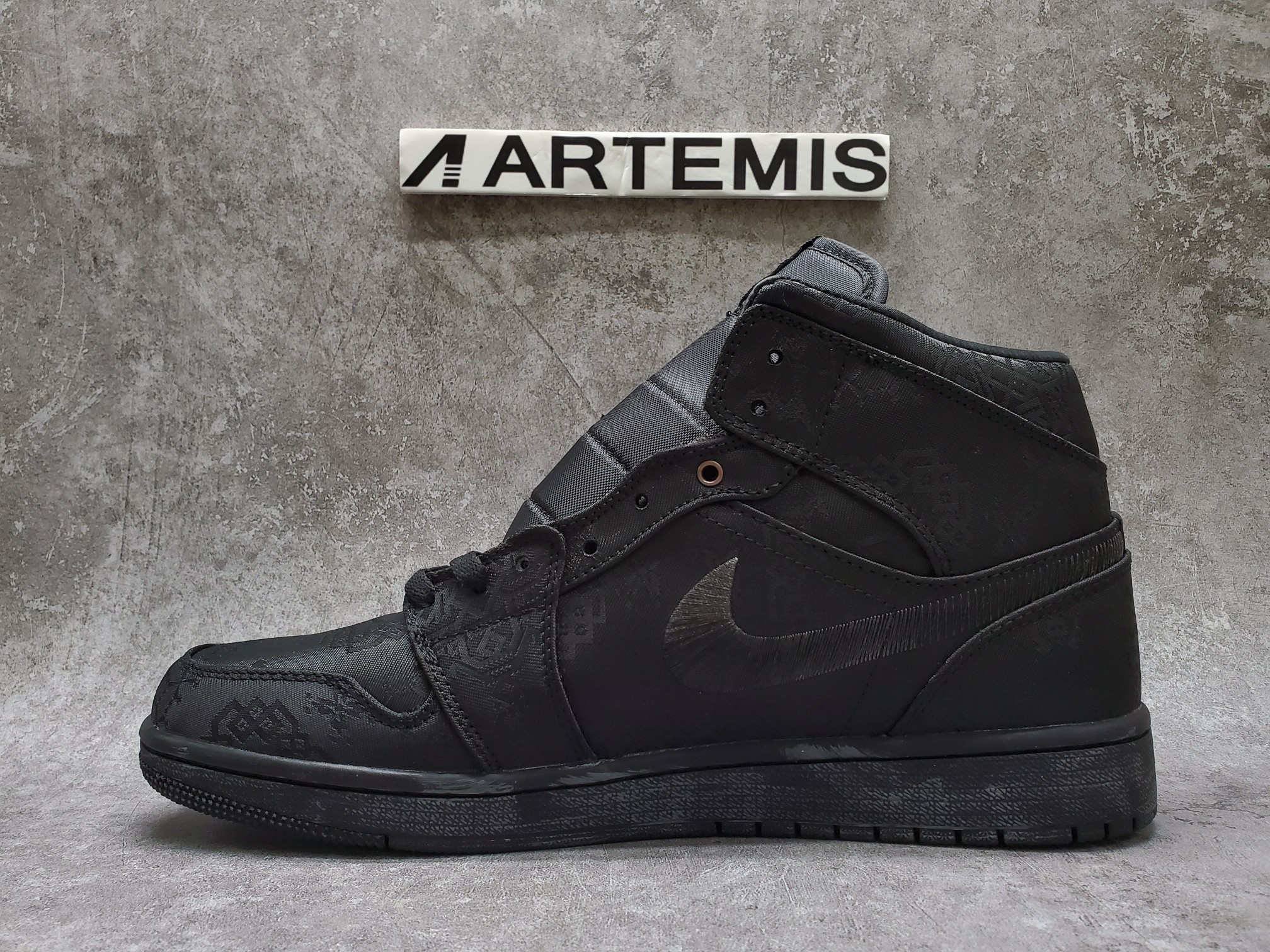 Air Jordan 1 Mid Edison Chen Black Clot