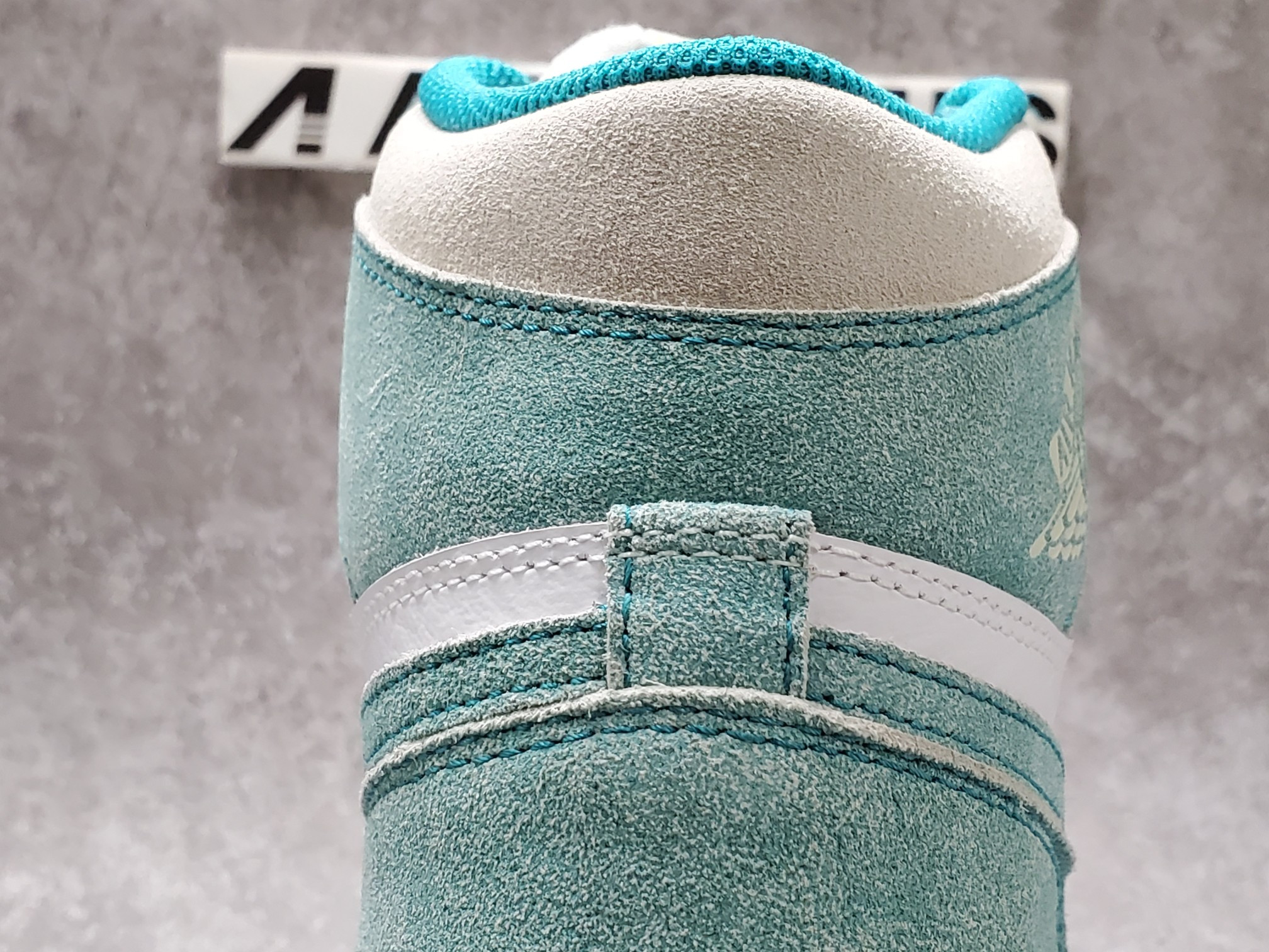 Air Jordan 1 Retro High  