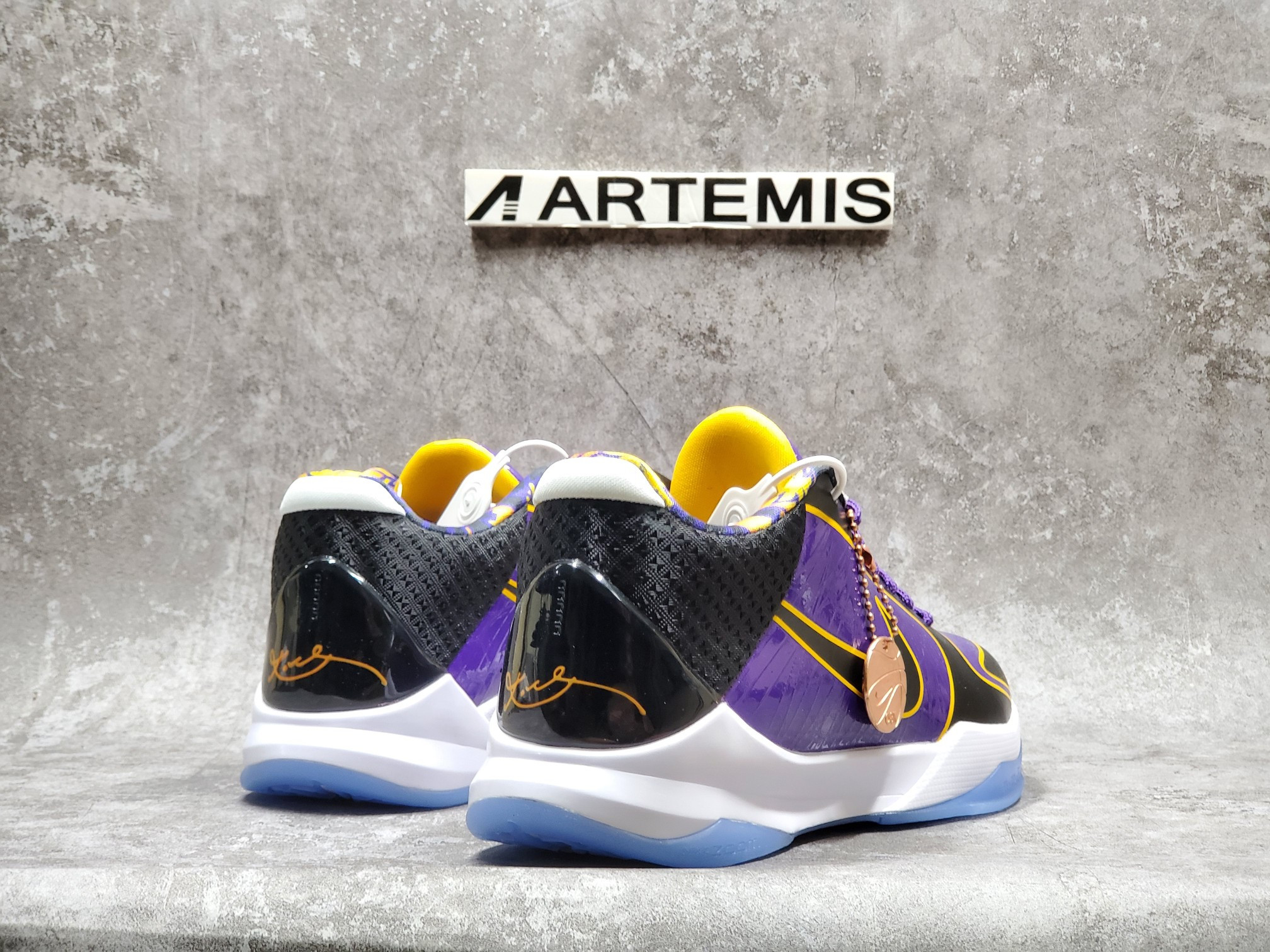 Nike Kobe 5 Protro Lakers