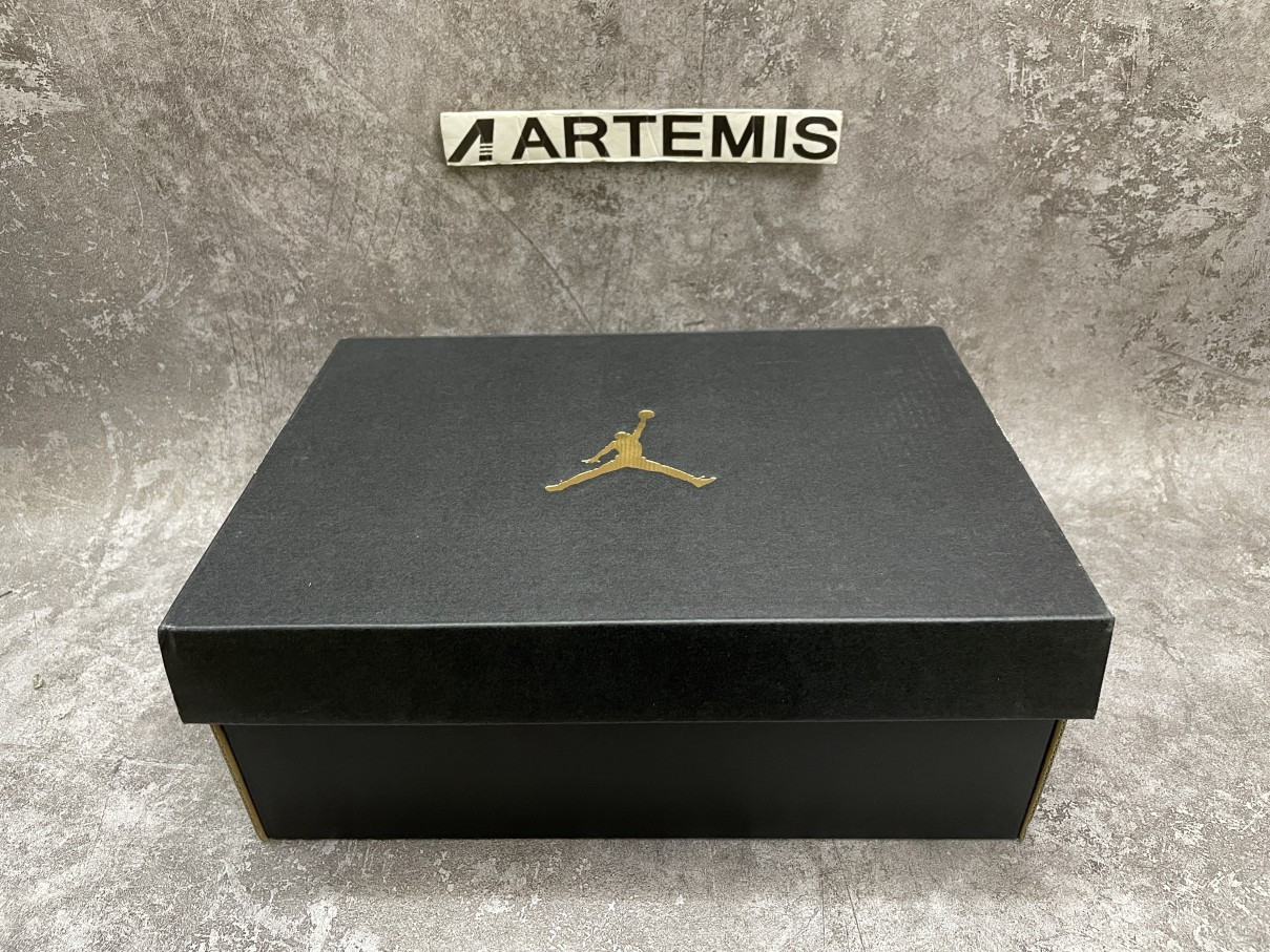 Air Jordan 1 Mid Paint Drip