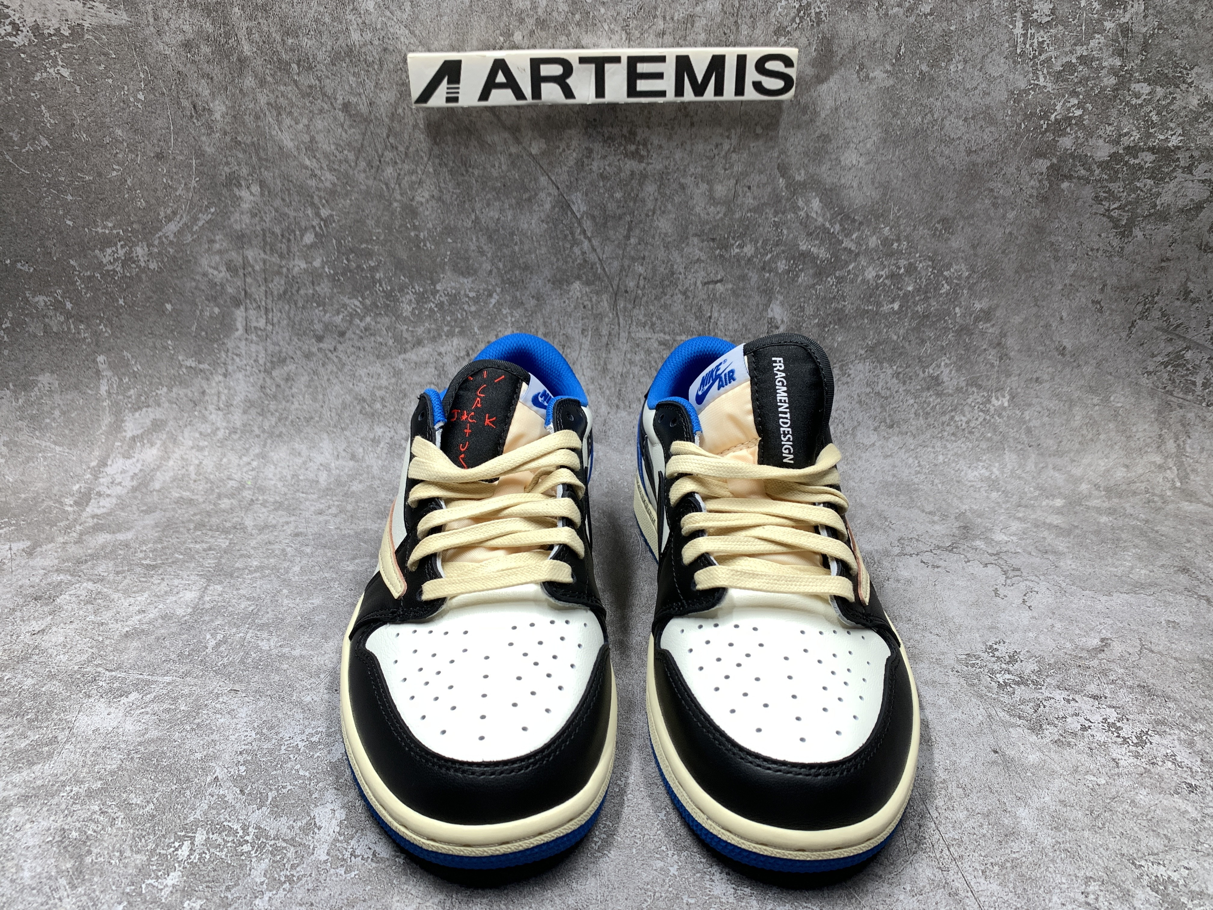 Air Jordan 1 Low Fragment Design x Travis Scott