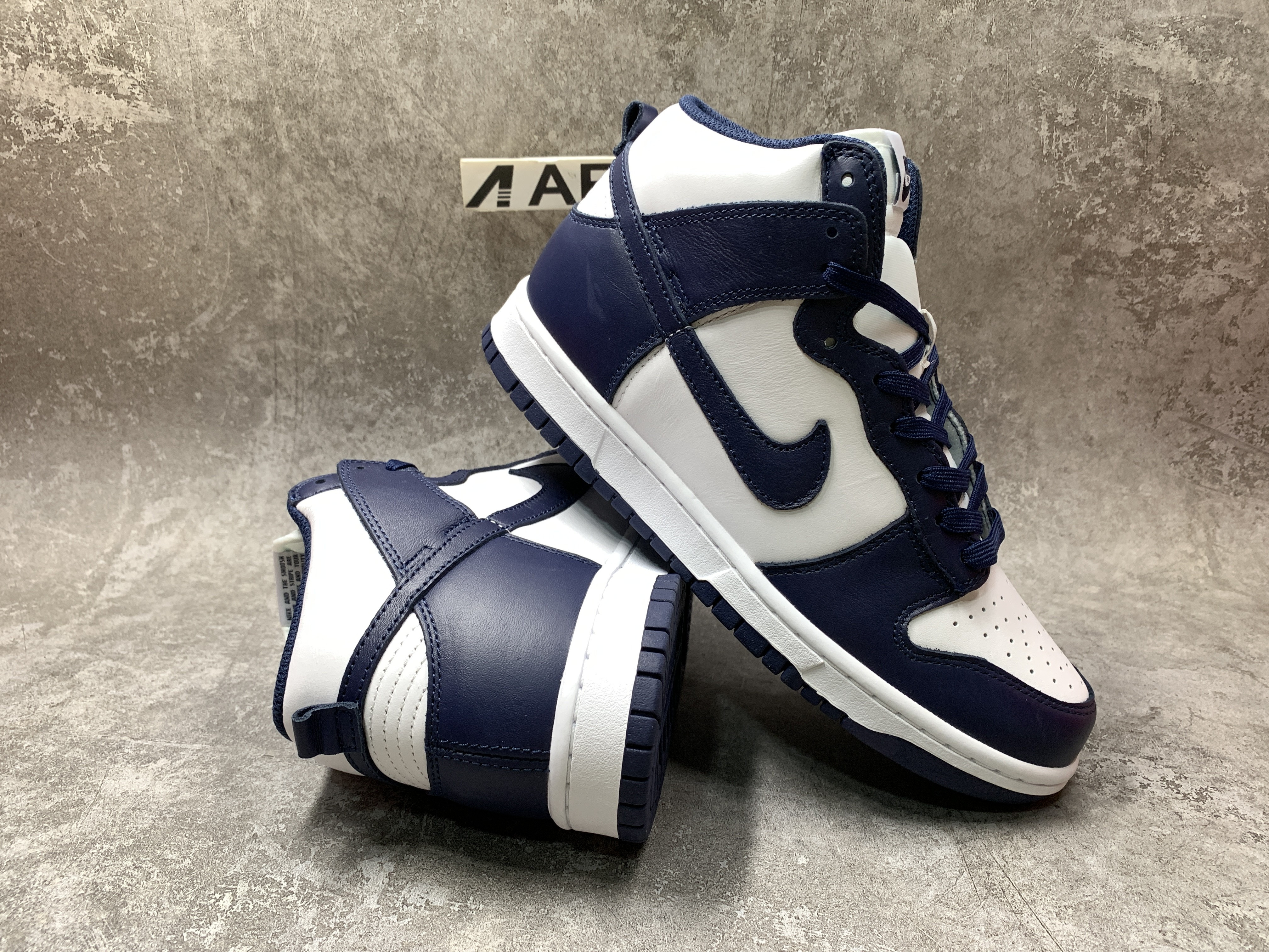 Nike Dunk High Midnight Navy