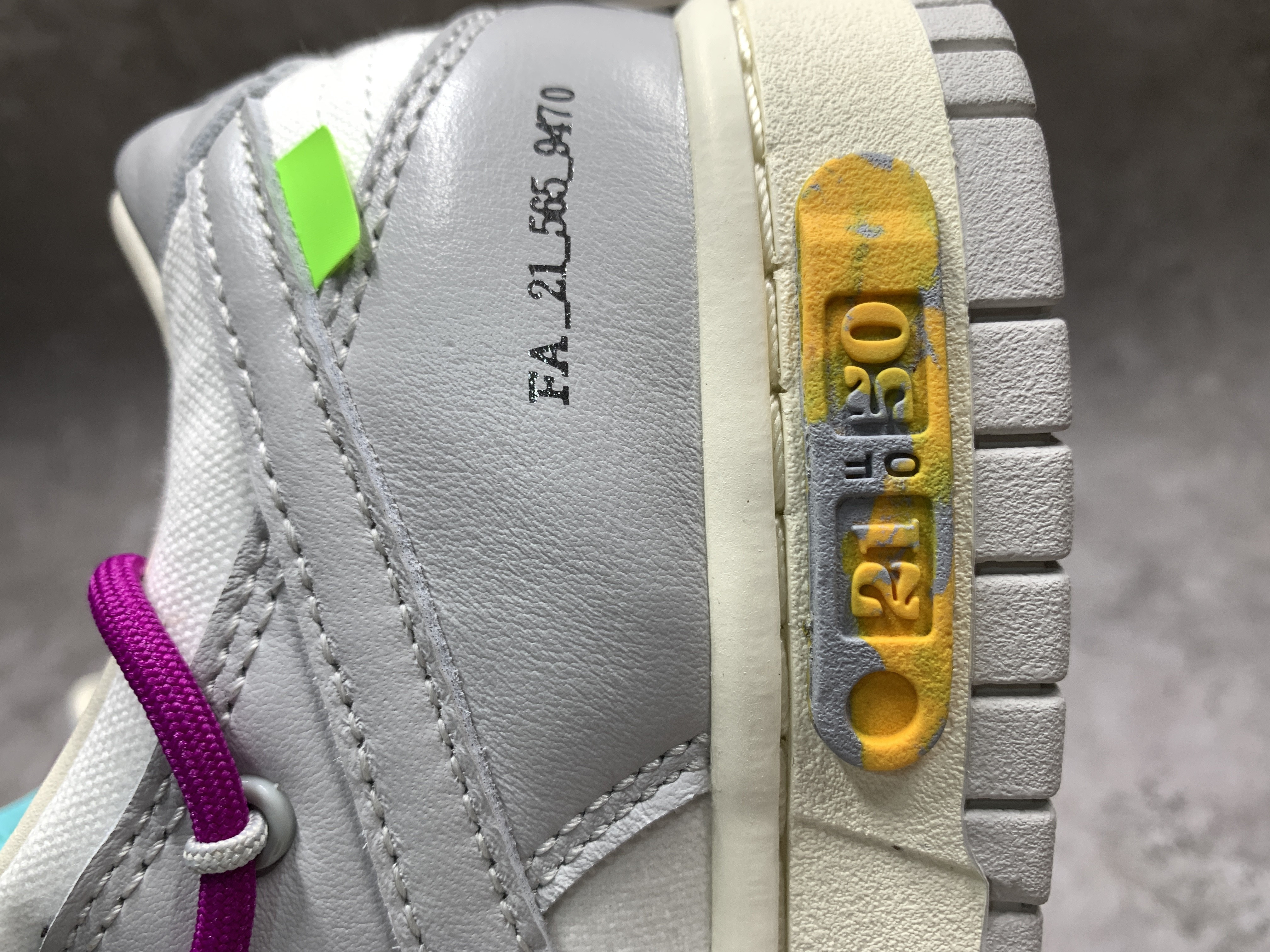 Off-White x Dunk Low