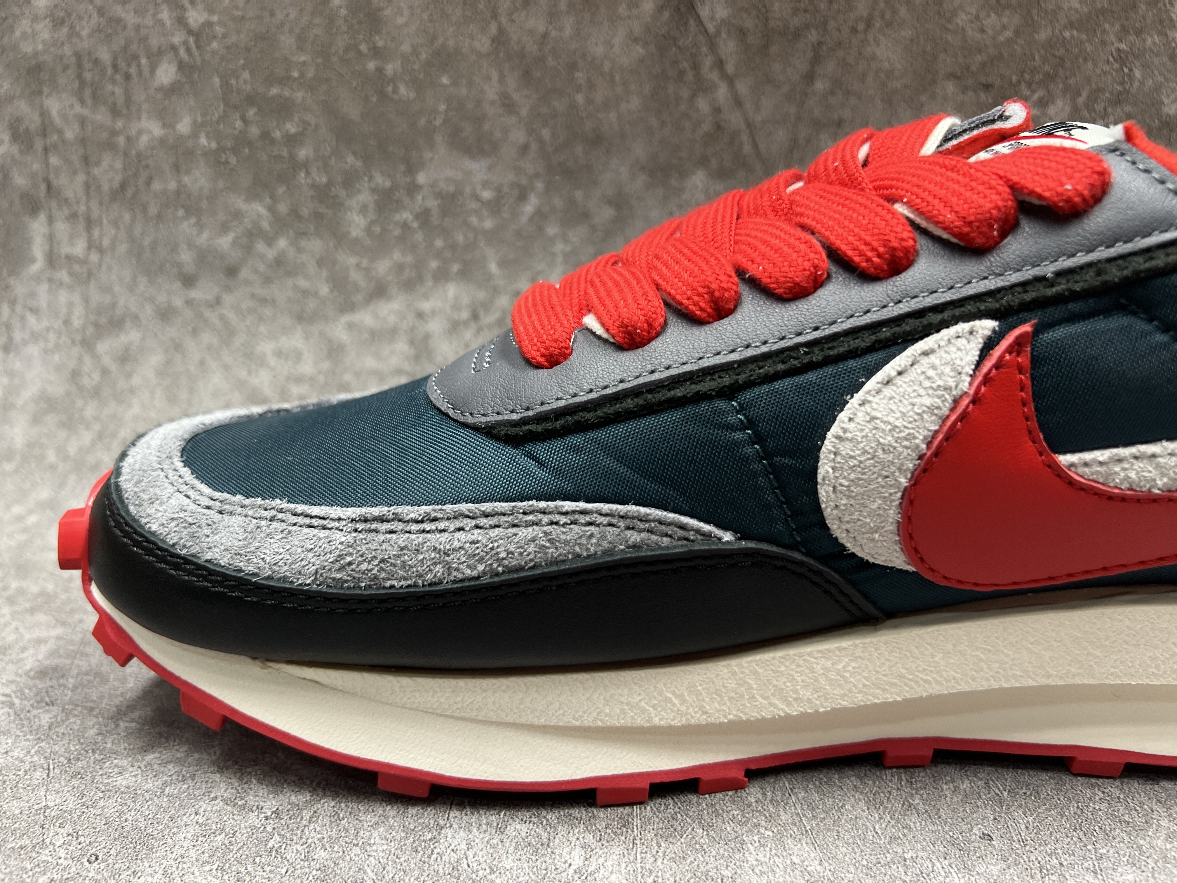 Nike sacai x Undercover x LD Waffle 
