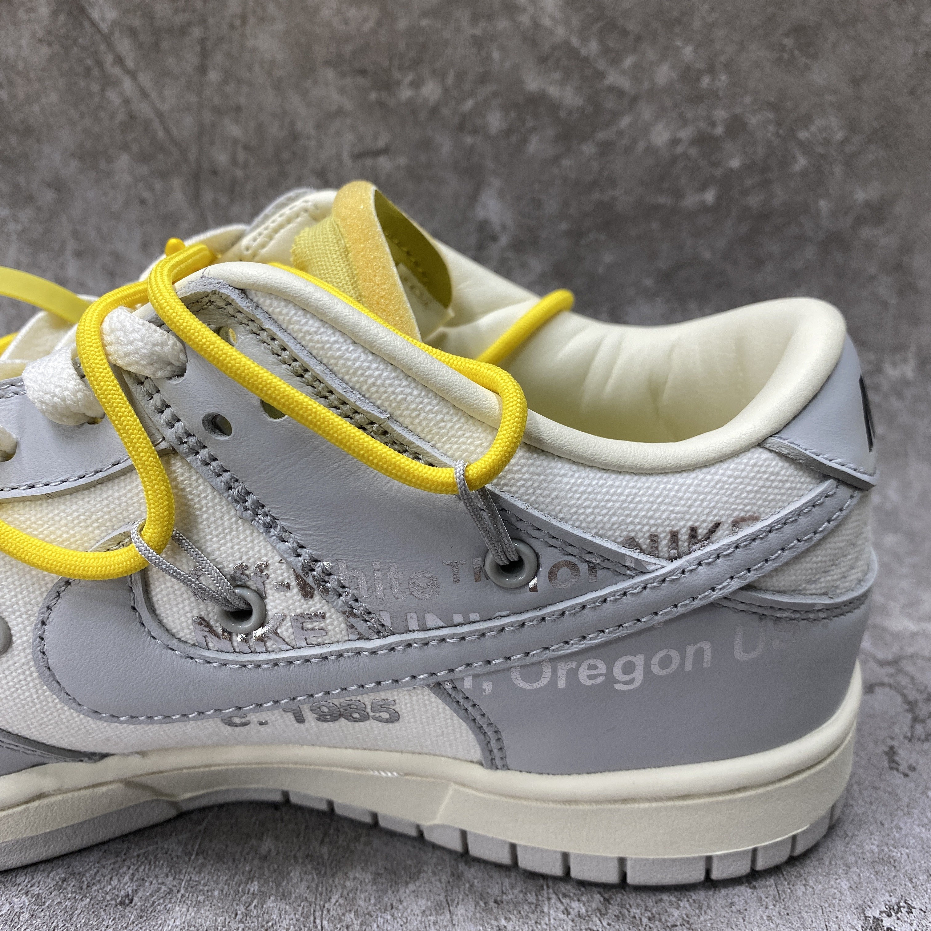 Nike Dunk Low Off-White Lot 29