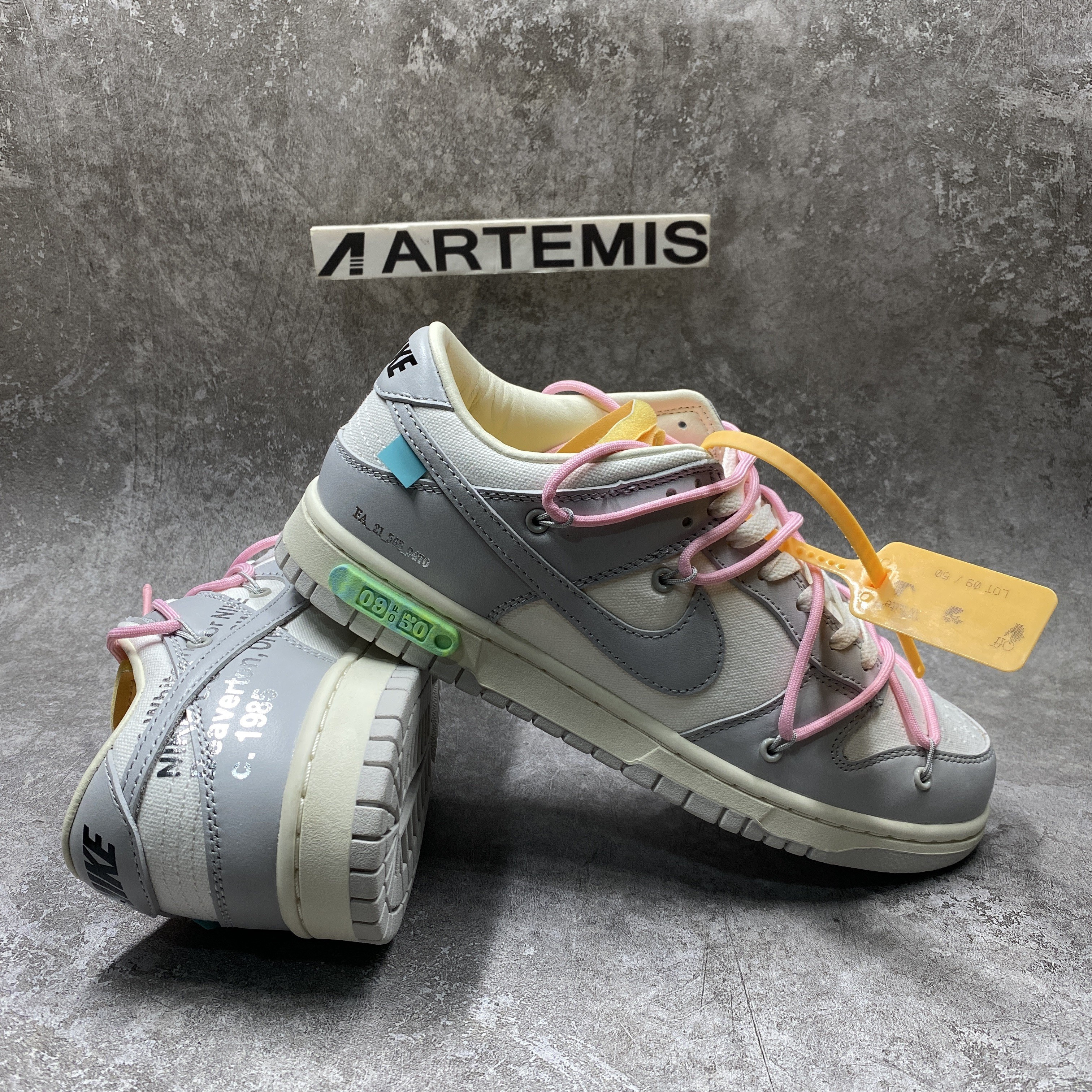 Nike Dunk Low Off-White Lot 9