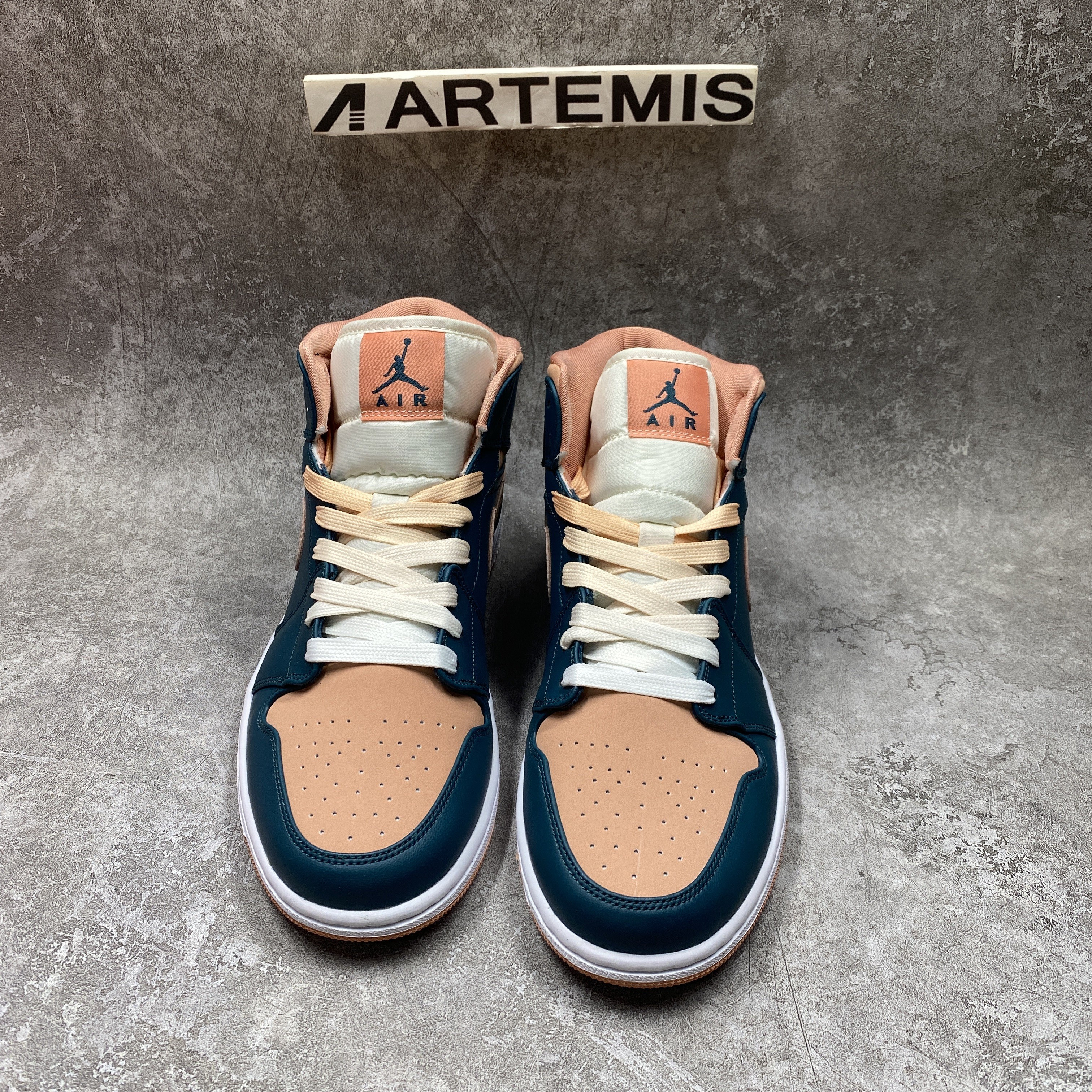 Air Jordan 1 Mid Dark Teal Green