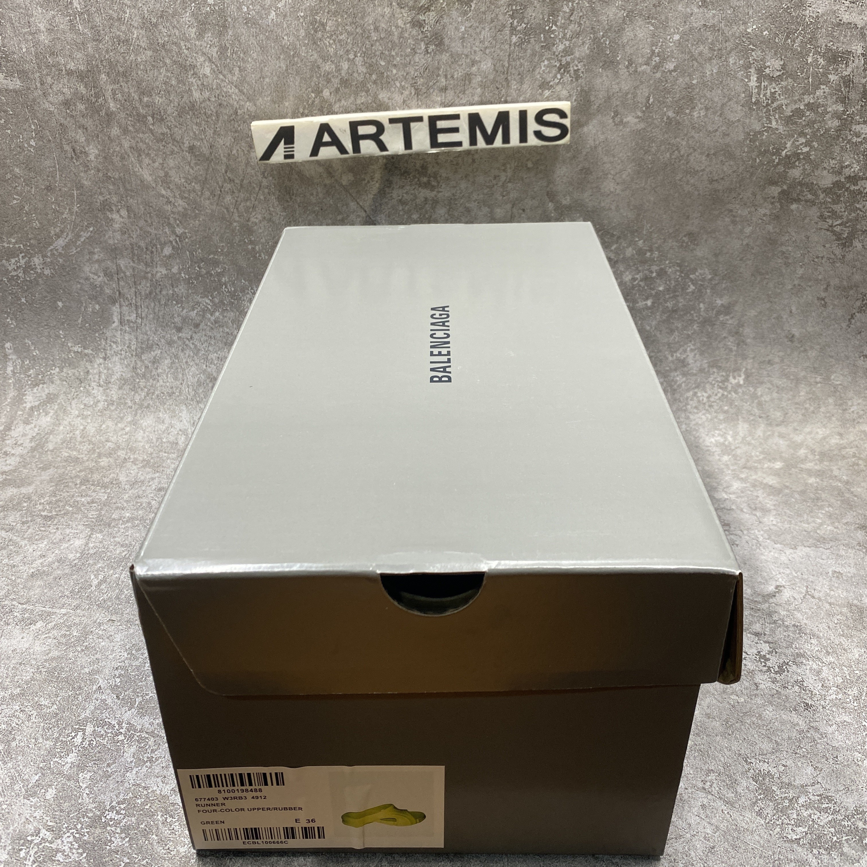 Balenciga Mold Slides Green (run one size bigger)