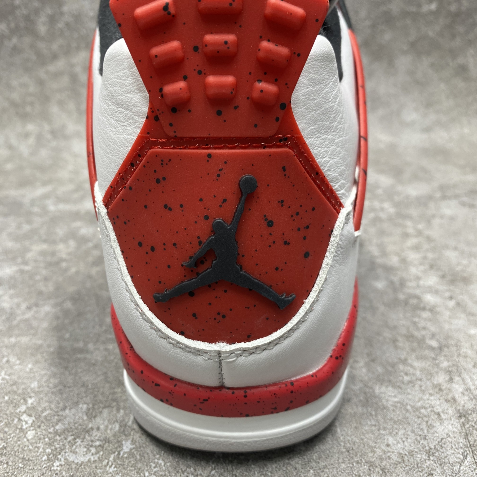 Air Jordan 4 Red Cement