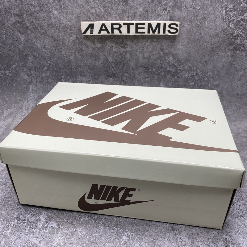 Travis Scott Air Jordan 1 Low Golf