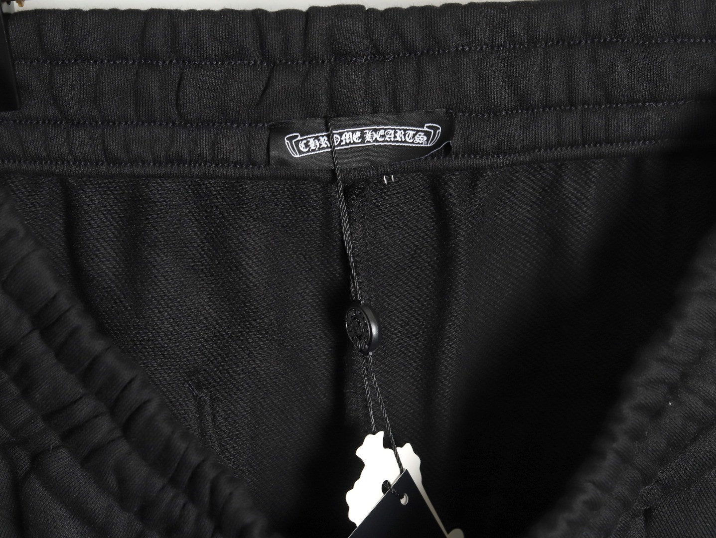 Ch**me He**ts 24ss shorts