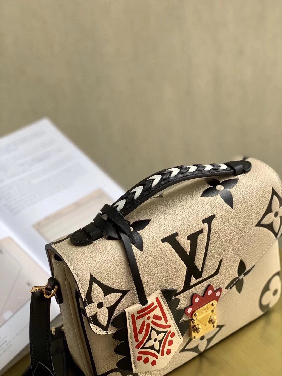 LV CRAFTY POCHETTE METIS M45384