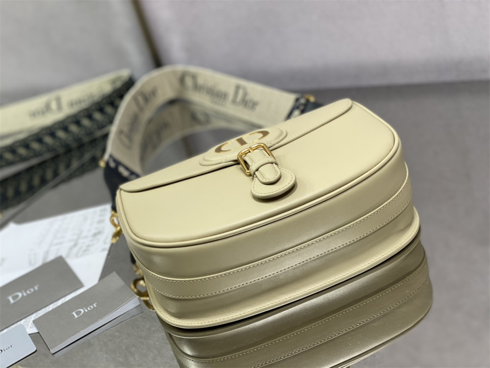 large D*or bobby bag light green box calfskin