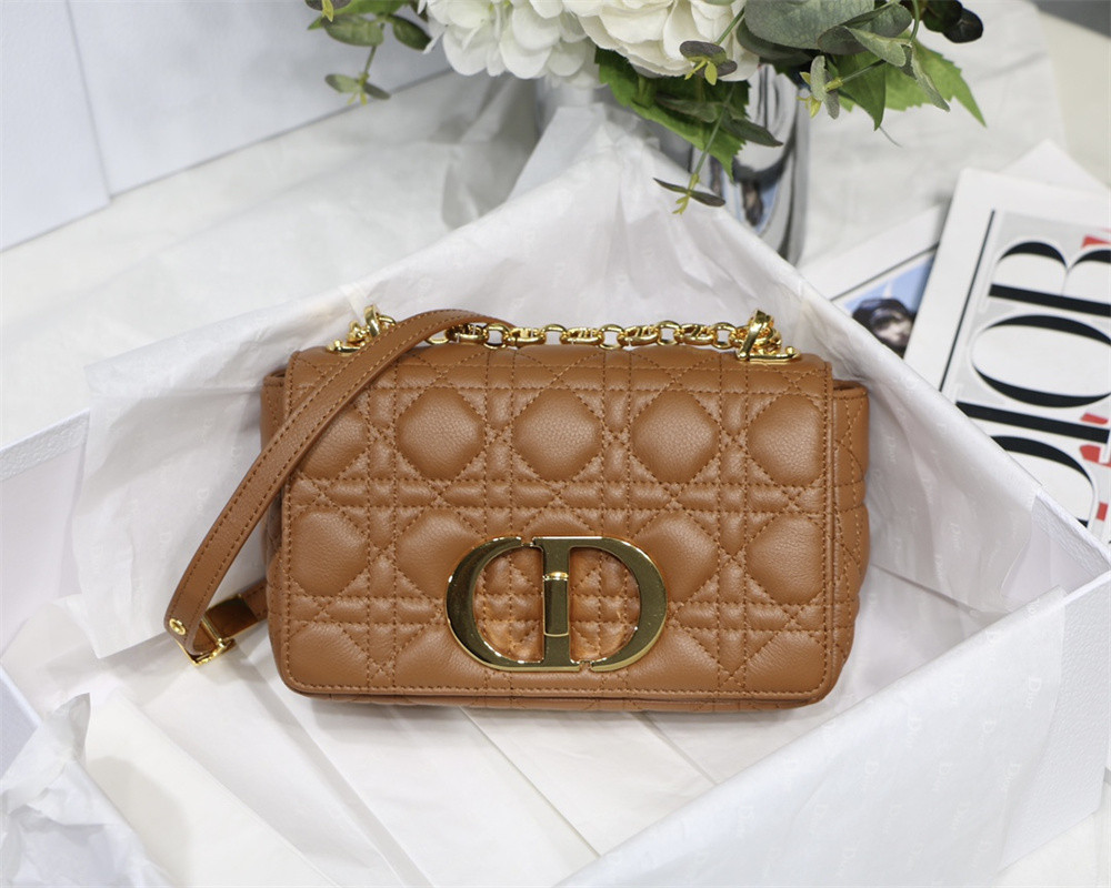 small d*or caro bag caramel S*pple cannage calfskin 20 x 12 x 7 cm