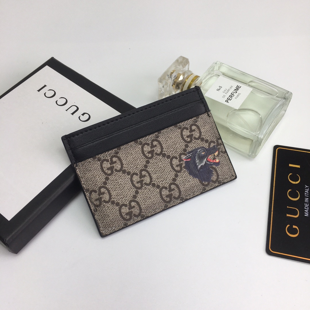 G*u*i gg  card case wallet